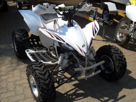 White Yamaha YFZ450 2006 for sale top left